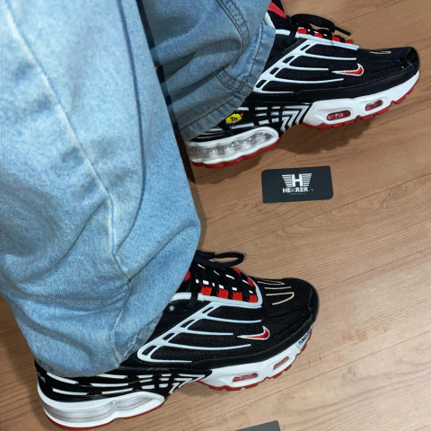 Tênis Nike Air Max TN Plus 3