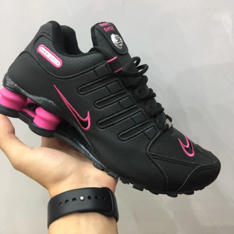 Tênis Nike Shox NZ