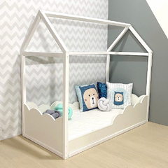Cama Nuvens com Casinha Clássica - Júnior - comprar online
