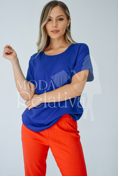 Remera de lino liso AKIRA - Moda_Relativa