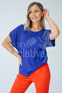 Remera de lino liso AKIRA - tienda online