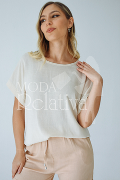 Remera de lino liso AKIRA - comprar online