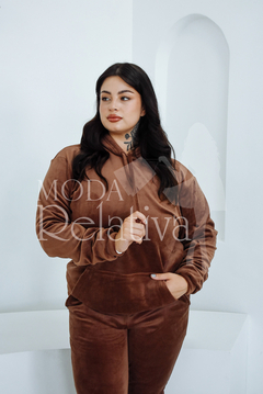 CONJUNTO PLUSH BUZO + JOGGER TABIT Chocolate TALLES ESPECIALES DEL 7 AL 10 - Moda_Relativa