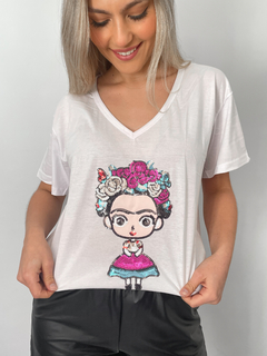Remera Asteri en internet