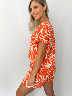 Remera de lino estampada AKIRA - comprar online