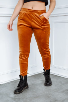 PANTALON JOGGER PLUSH TABIT Talles del 1 al 6 - Moda_Relativa