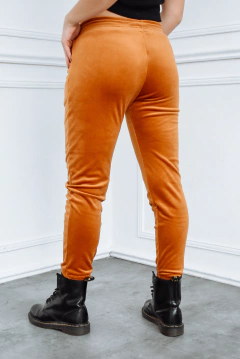 PANTALON JOGGER PLUSH TABIT Talles del 1 al 6 - tienda online