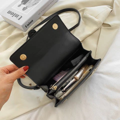 Imagen de Cartera Mini Bag Importada ZION