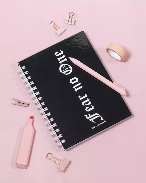 Cuaderno A5 - Fear no one - comprar online
