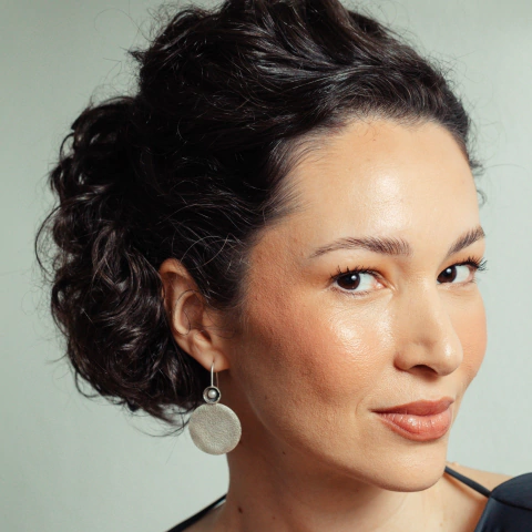 Brinco Luna grande com pérola biwa