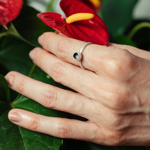 Mini Luna ring
