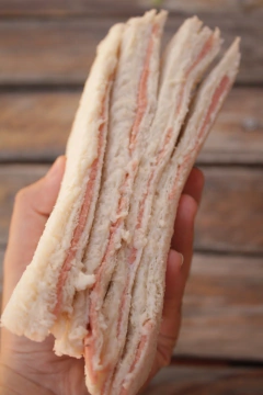 Sándwich de Miga de Jamón y Queso - comprar online