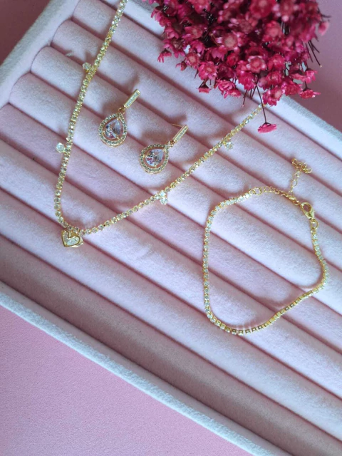 Mix Cravejado Cristinni- Dourado folheado