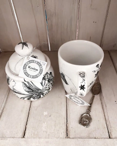 Jarro de ceramica motivo botanico - buy online