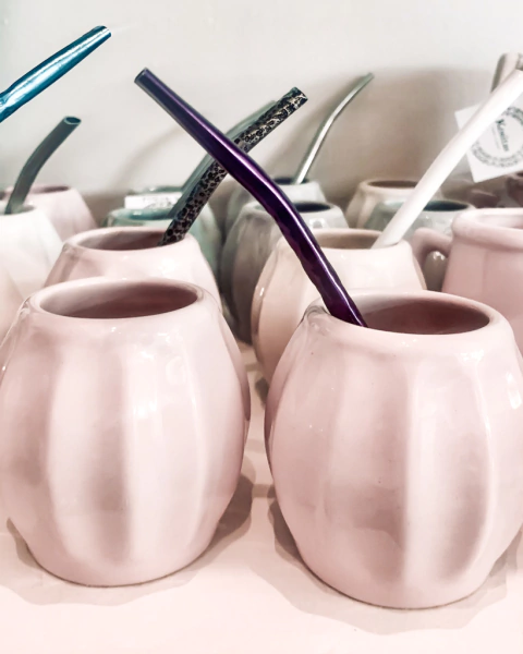 Mate de cerámica rosa