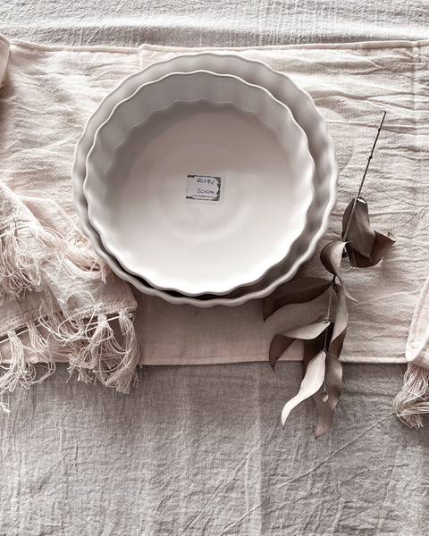 Tartera de ceramica blanca