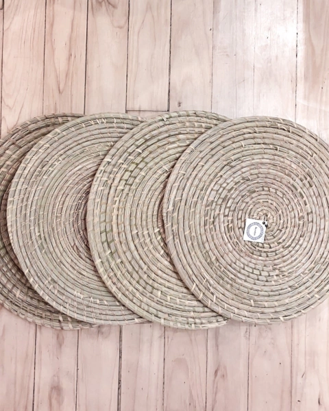 Plato de sitio de palma