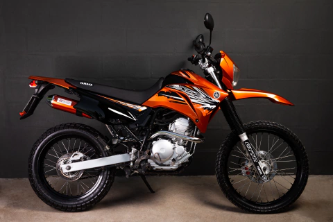 YAMAHA XTZ 250CC POR ARRIBA ST2 STYLE