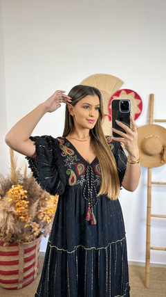 Vestido Indiano Thaemi na internet