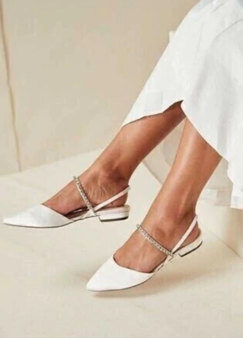 FLAT MALU NOIVA CETIM - comprar online