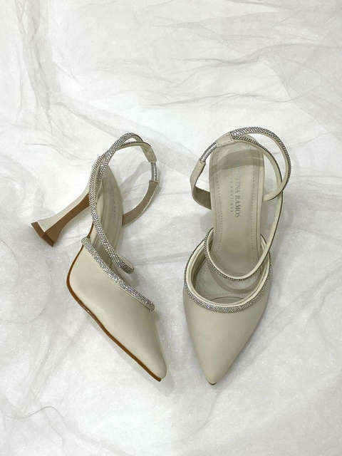SCARPIN CAMILA NOIVA -Pronta Entrega - comprar online
