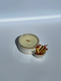 Vela Aromática Cerâmica Porta Fósforos - Oui.Velas