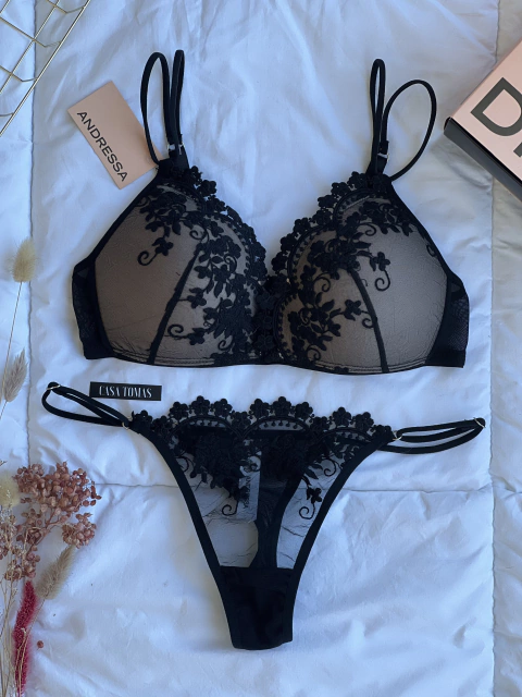 Conjunto Triangulo soft + colaless Andressa Art.2021