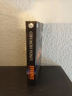 Amenaza entre las sombras (usado) - Linda howard - comprar online