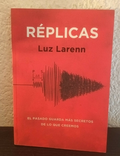 Réplicas (usado) - Luz Larenn