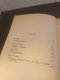 Ganadores del Premio Hugo (usado, detalle de mala apertura, pocas hojas mal cortadas) - Selección de Asimov - Charlemosdelibros