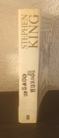 Un saco de huesos (usado) - Stephen King (1998) - comprar online