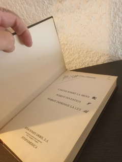 Cartas sobre la mesa Y Otros (usado, firma del anterior dueño) - Agatha Christie 25 - comprar online