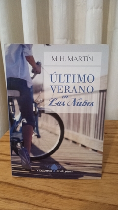 Último Verano En Las Nubes (usado) - M. H. Martín