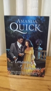 Amantes Y Sabuesos (usado) - Amanda Quick