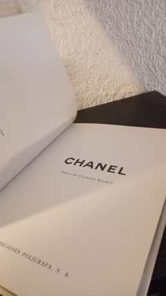 Universo de la moda (usado) - Chanel - comprar online