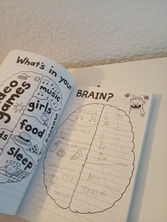 Do it yourself book (usado, pocos escritos en lapiz) - The Wimpy Kid en internet