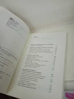 Psiquiatría psicoanalisis y cultura comunista (usado, recorte de diarios adjuntos, no afectan la lectura) - H. Vezzetti - Charlemosdelibros