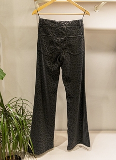 Pantalón Recto Animal Print Dylan Athenas (PA0498) en internet