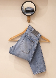 Jean Mom Nina (JE359)