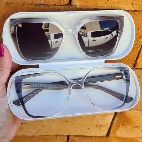 81013 - ÓCULOS CLIP-ON SOPHIA PRETO COM DEGRADE CRISTAL