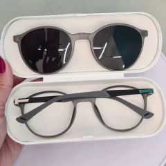 5803 - ÓCULOS CLIP-ON THÉO CINZA - comprar online