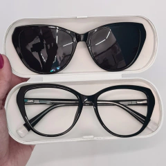 ZX25049 - OCULOS CLIP-ON ALÍCIA PRETO na internet