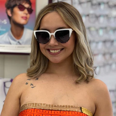 95318 - OCULOS CLIP-ON CHLOE BRANCO COM DETALHES - comprar online