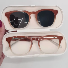 PZ10079 - ÓCULOS CLIP-ON NÁDIA CARAMELO COM DEGRADE na internet