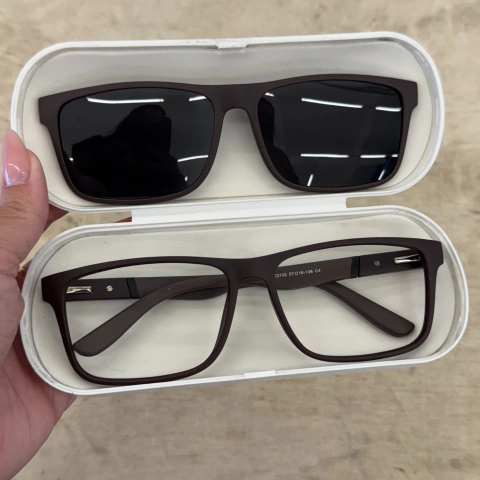 C0132 - OCULOS CLIP-ON ZAC MARROM - comprar online