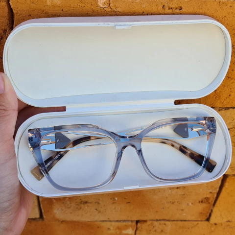 LQ5782 - ARMAÇÃO CONVENCIONAL TÓQUIO CINZA TRANSLUCIDO