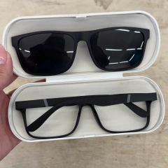 C0132 - OCULOS CLIP-ON ZAC PRETO na internet