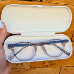 B1568 - ARMAÇÃO CONVENCIONAL TALLIN CINZA TRANSLUCIDO na internet