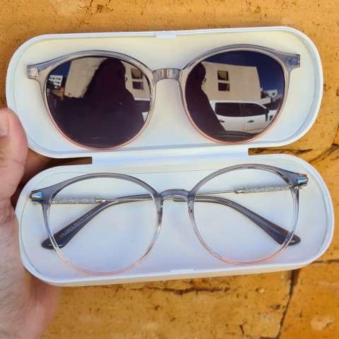 LQC0273 - OCULOS CLIP-ON EUDORA CINZA COM DEGRADE ROSA - comprar online