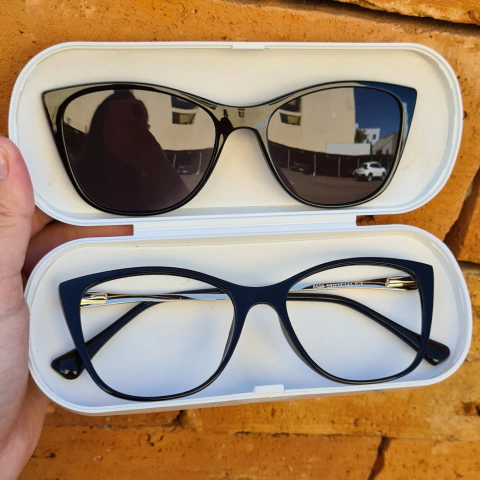 6509 - OCULOS CLIP-ON VITÓRIA PRETO - comprar online